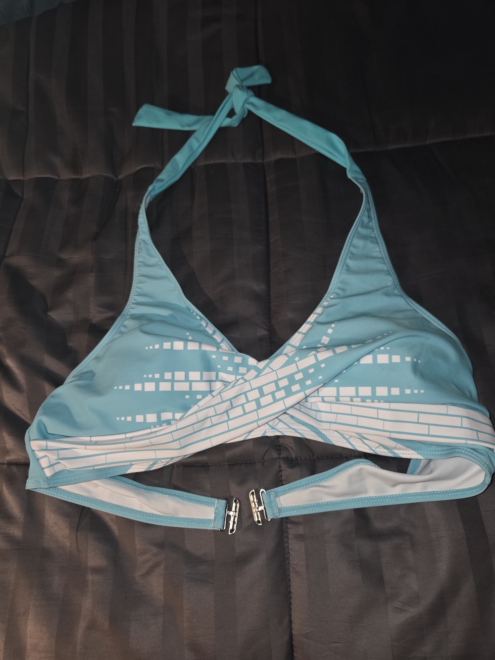 Amazon Essentials Aqua Blue Halter Bikini Top with White Geometric Print Size Xl